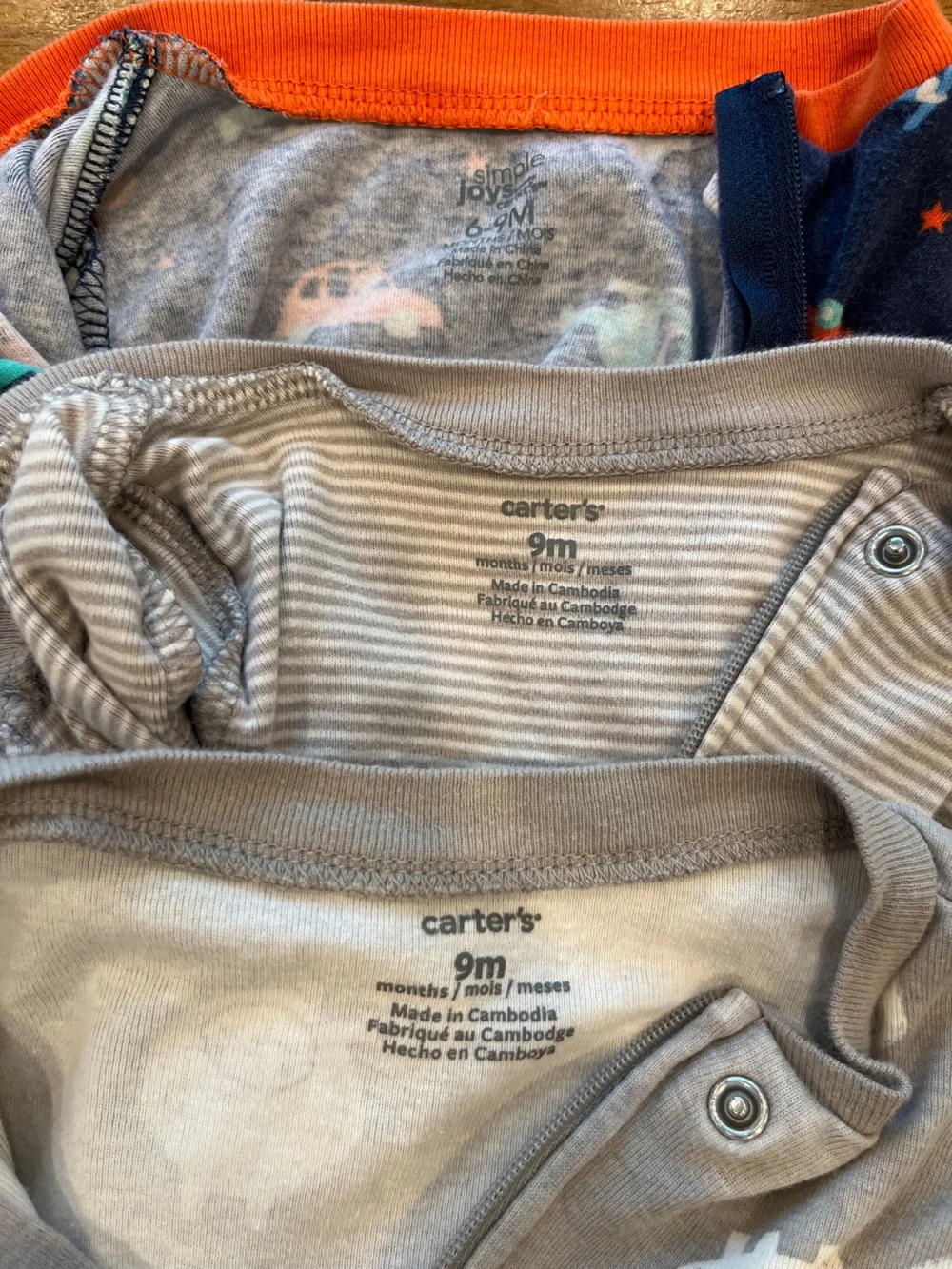 3 Carter’s Footie Pajamas 6-9 Months